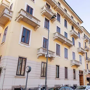 https://liberty-milan.italymilanhotels.net