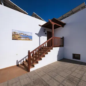 https://casa-flavia-private-pool-jacuzzi-sea-views.in-canary-islands.com