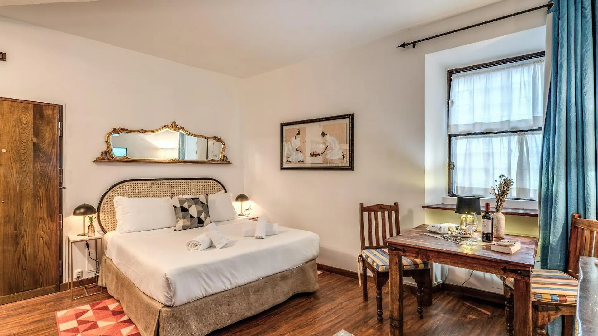 Maya Rhome Trastevere Rom