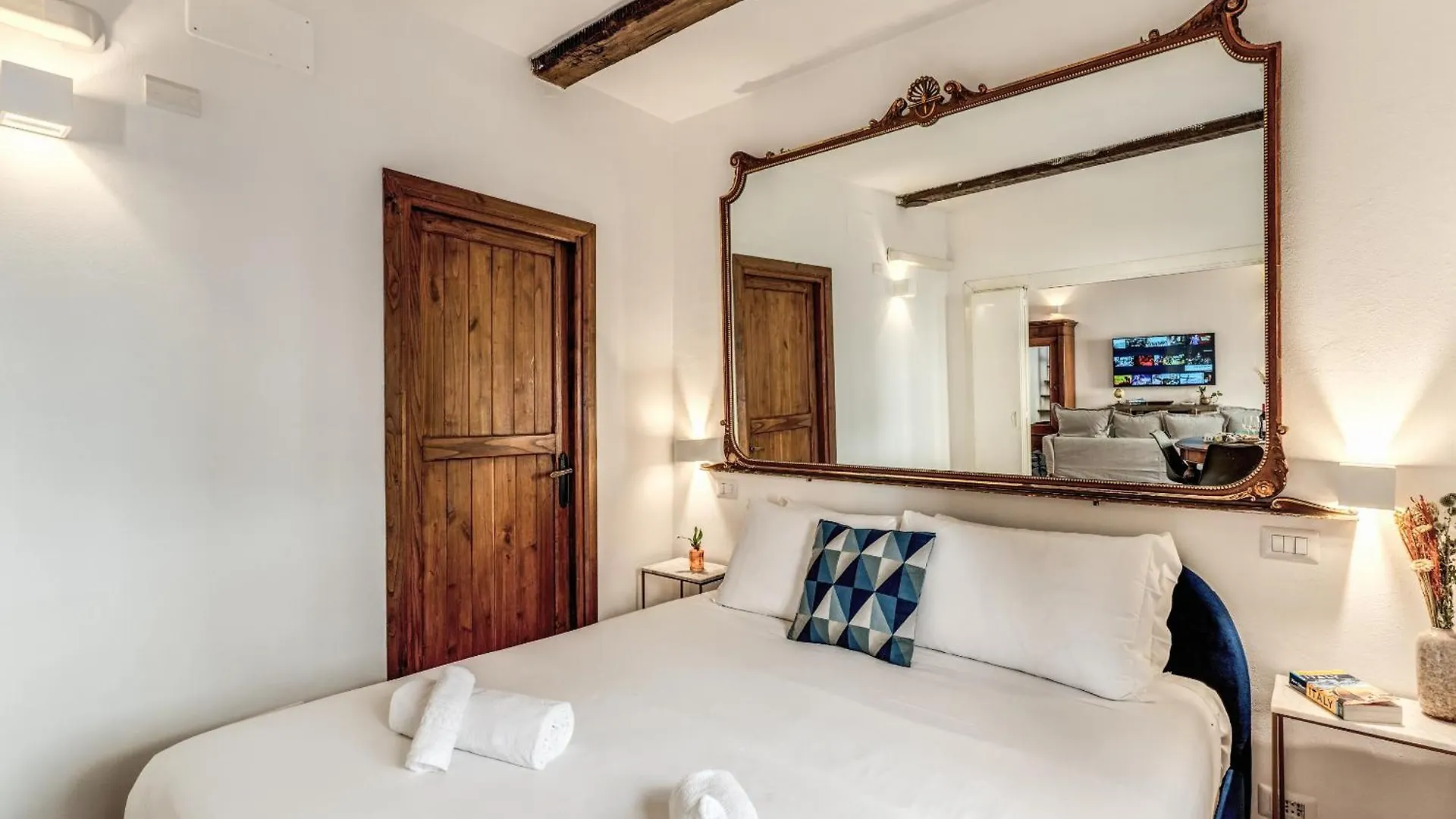 Maya Rhome Trastevere Rome Apartment