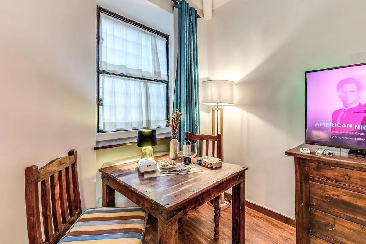 Apartment Maya Rhome Trastevere Rome Italy
