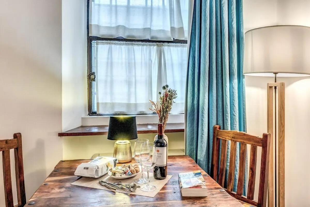 Apartment Maya Rhome Trastevere Rome
